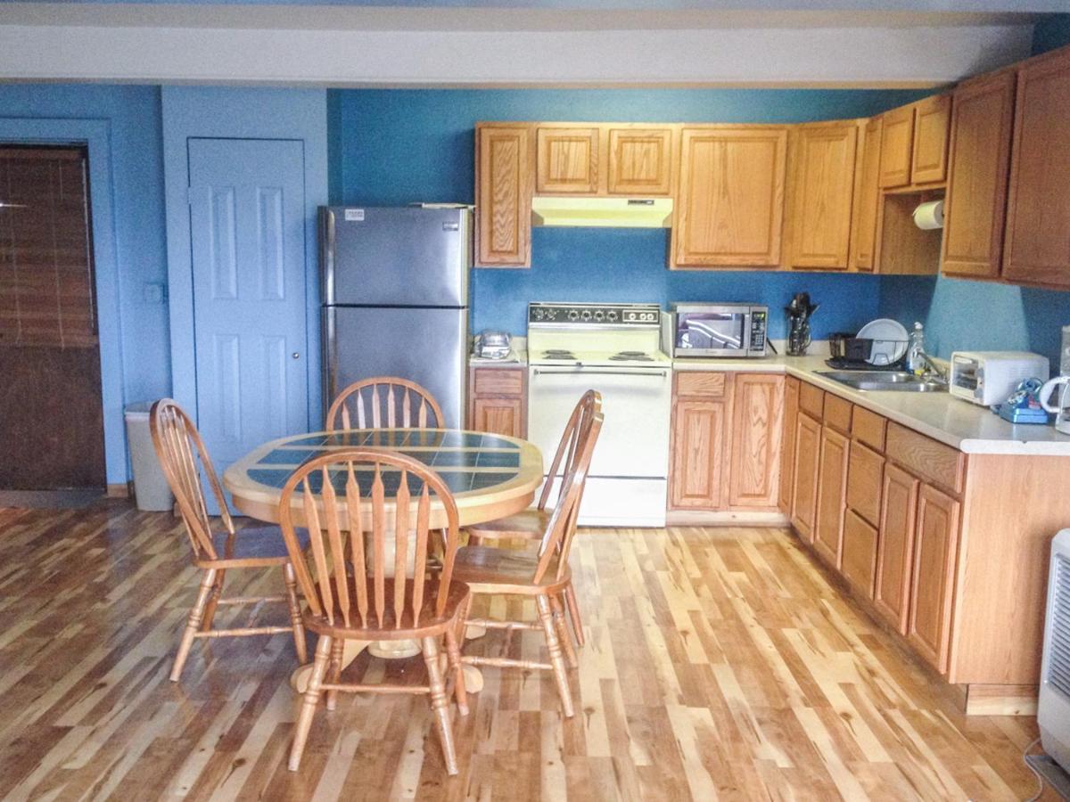 Brown & Hawkins Historical Apartments Seward Esterno foto